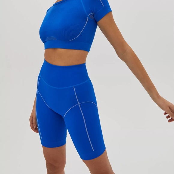 TNA - Back Bay Seamless Biker Short - M/L - Picture 2 of 12